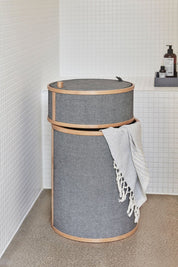 Hübsch Ease Tvättkorg Grå - Azalea Home
