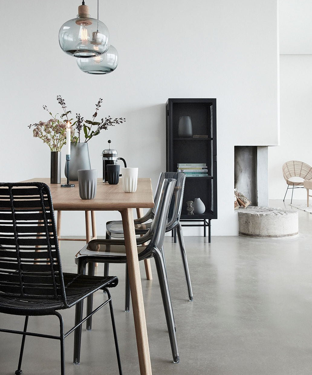 Hübsch Edge Skåp Svart, 150cm - Azalea Home