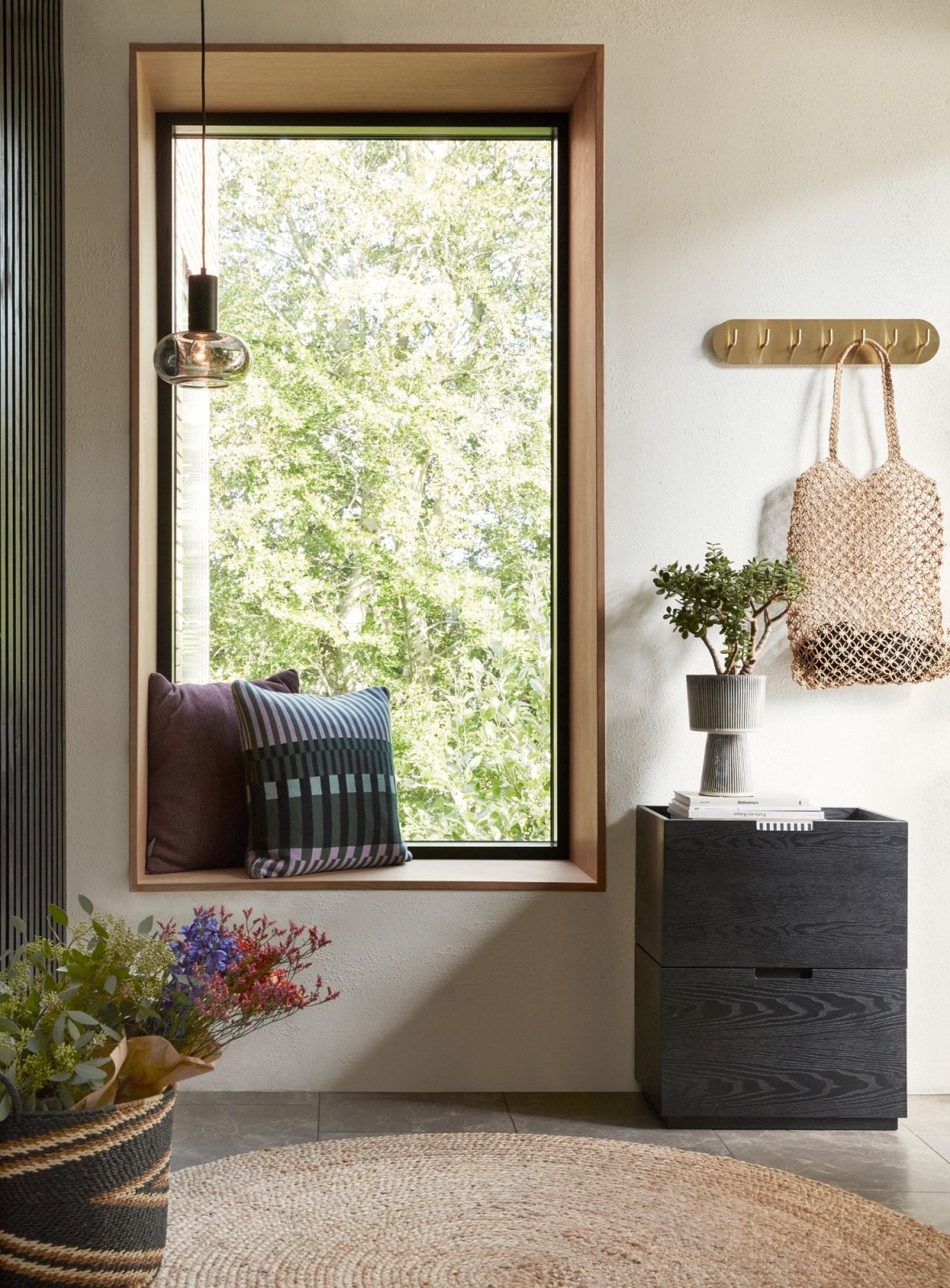 Hübsch Form Klädhängare Mässing - Azalea Home