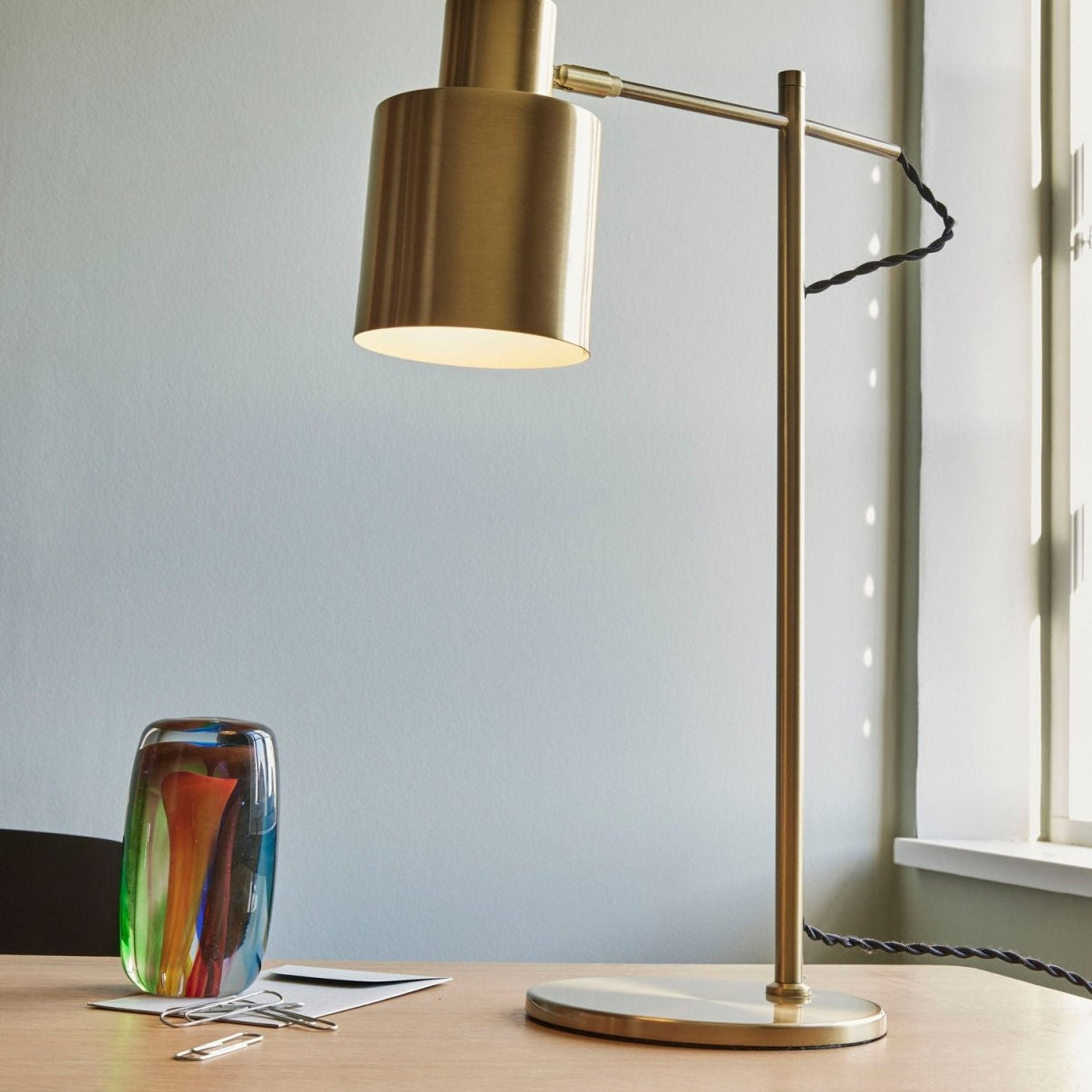 Hübsch Fuse Bordslampa, Mässing - Azalea Home