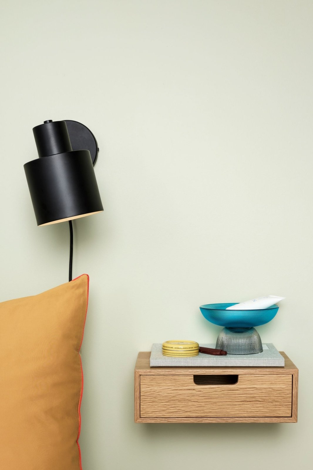 Hübsch Fuse Vägglampa, Svart - Azalea Home