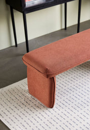 Hübsch Mellow Bänk Maroon - Azalea Home