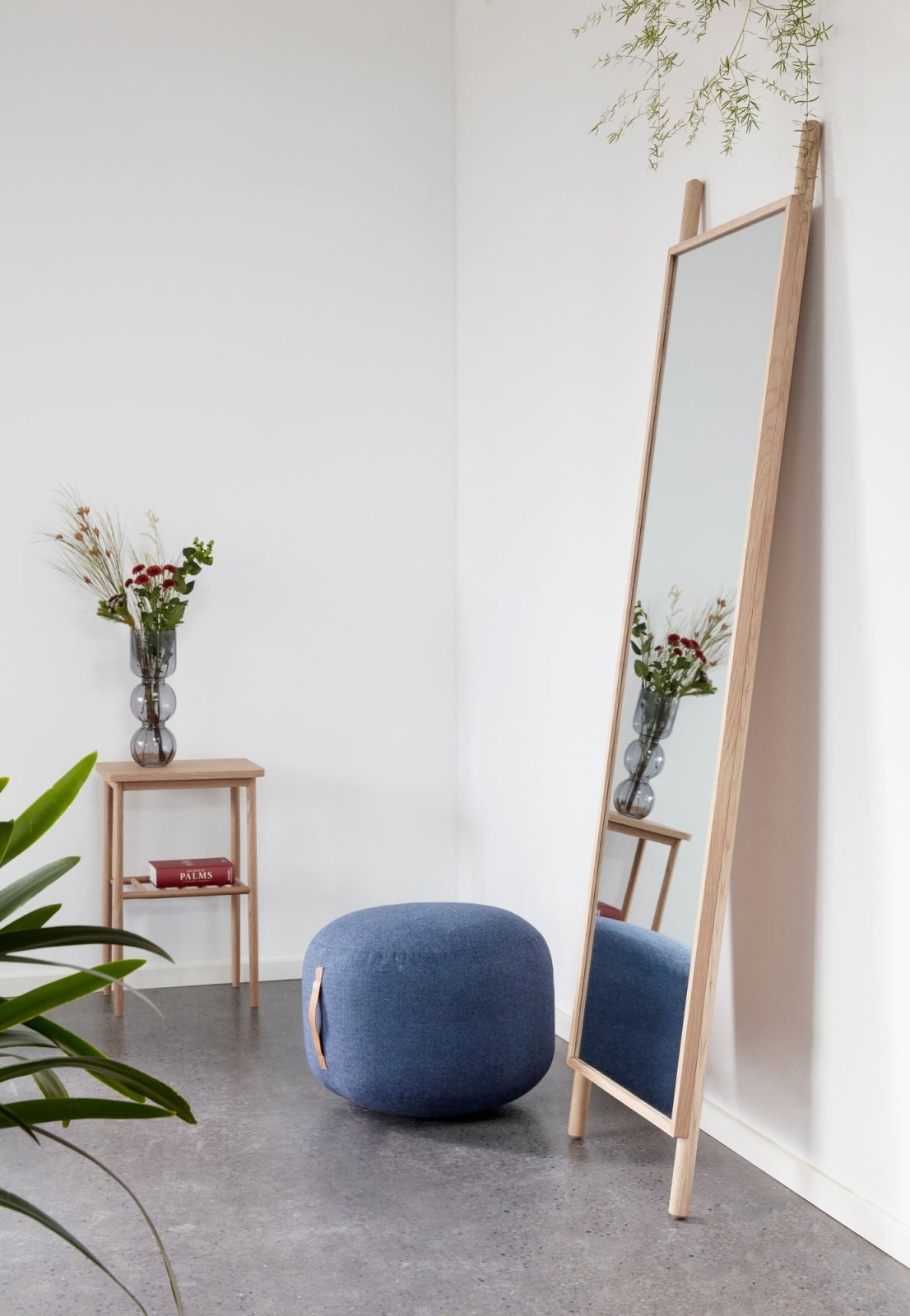 Hübsch Mochi Puff Ø50 Blå - Azalea Home