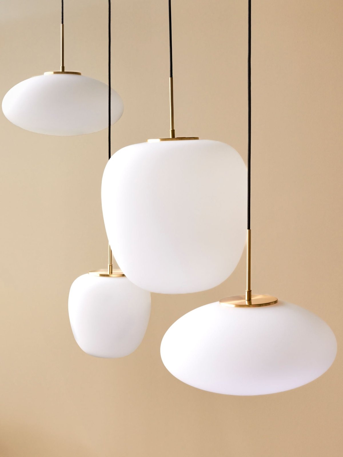 Hübsch Muse Taklampa Ø40, Vit - Azalea Home