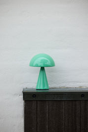Hübsch Mush Bärbar Bordslampa, Grön - Azalea Home
