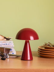 Hübsch Mush Bärbar Bordslampa, Röd - Azalea Home
