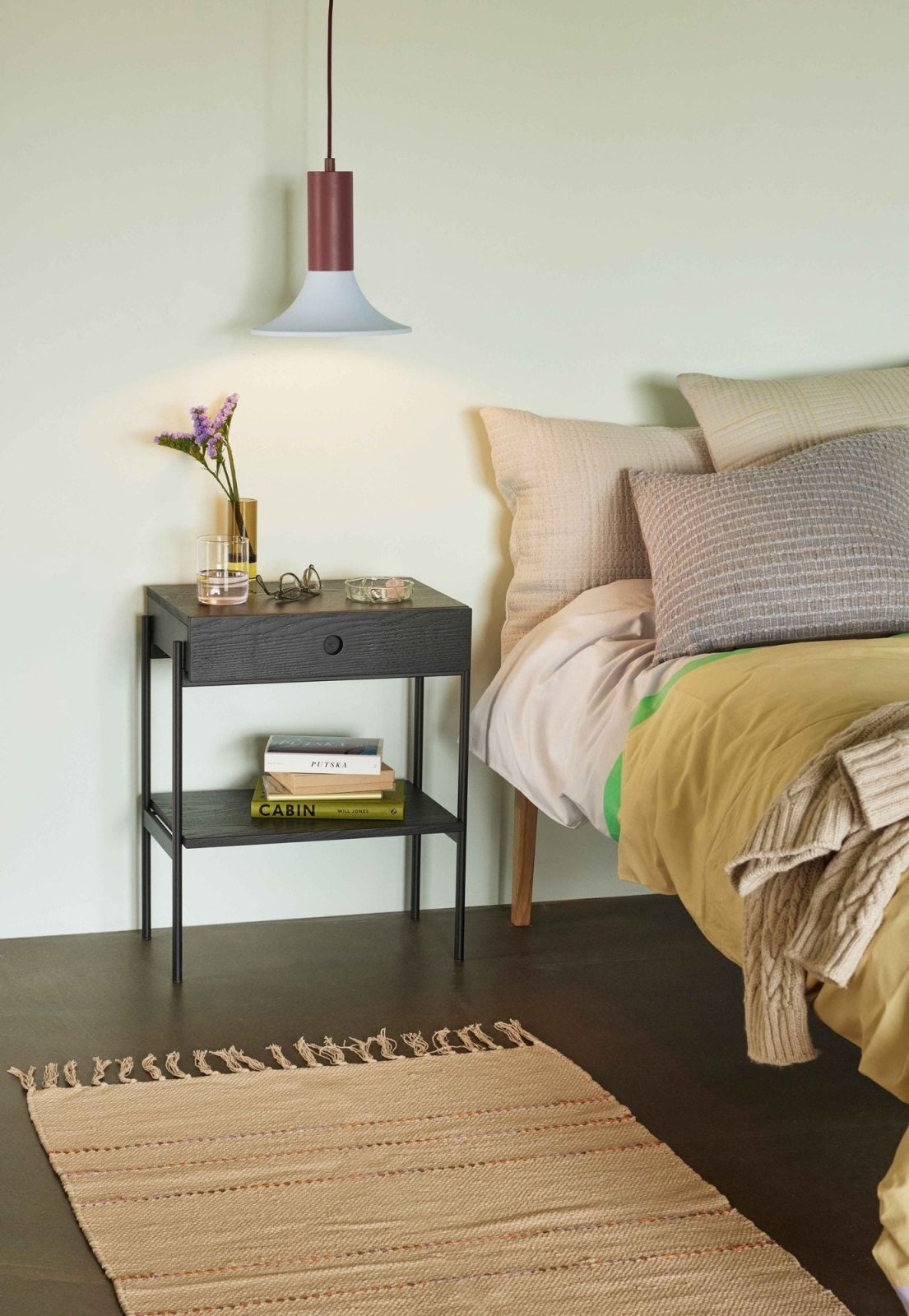 Hübsch Noir Sängbord, Svart - Azalea Home