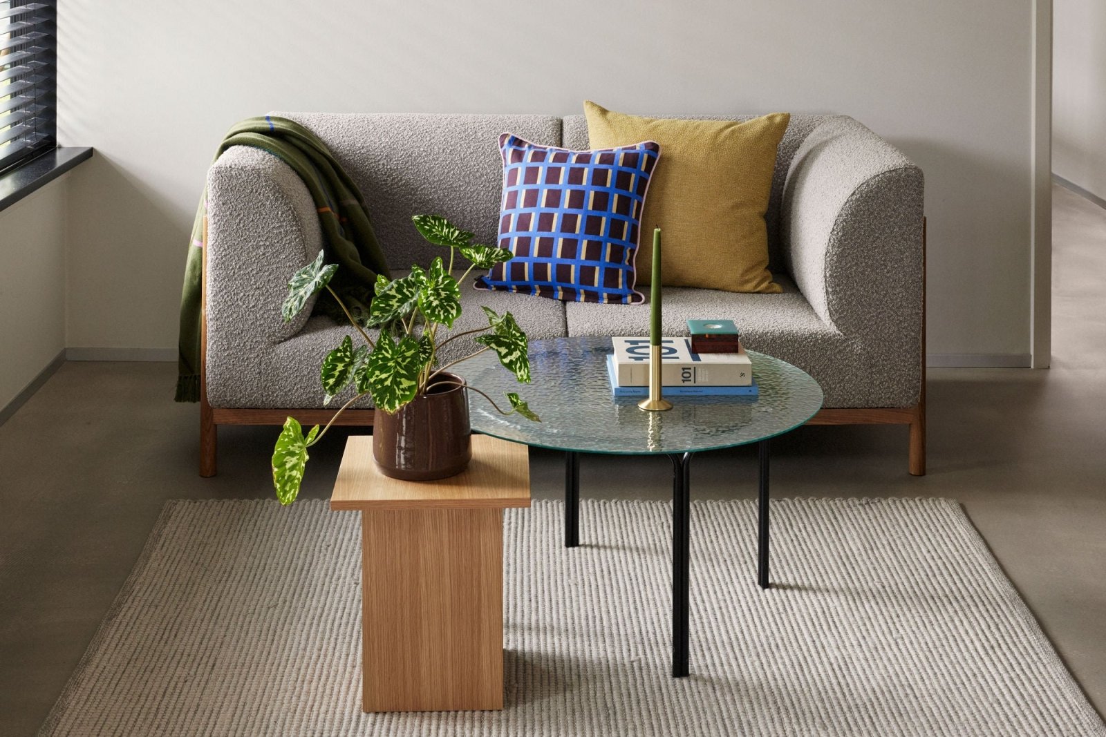 Hübsch Orbit Soffbord Svart - Azalea Home
