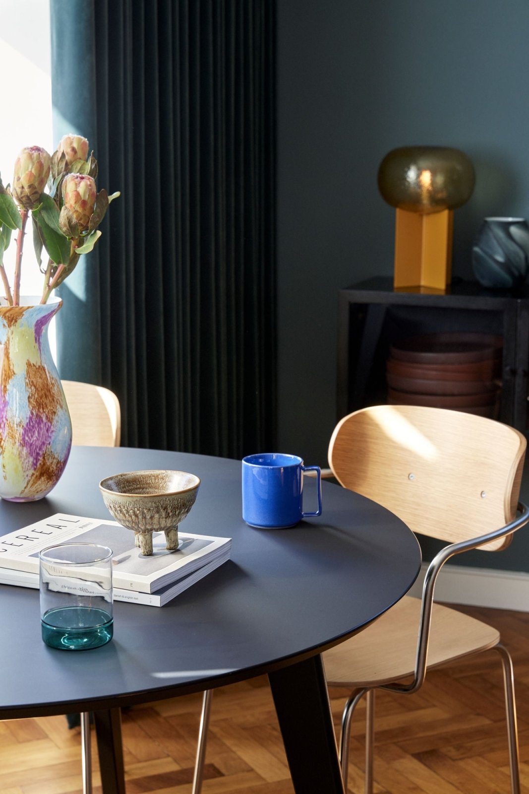 Hübsch Podium Bordslampa Bärnsten - Azalea Home