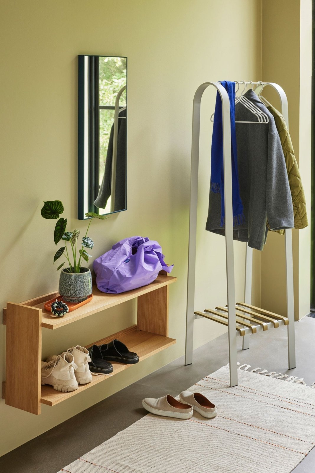 Hübsch Sempre Klädhängare, Grå/Olive - Azalea Home