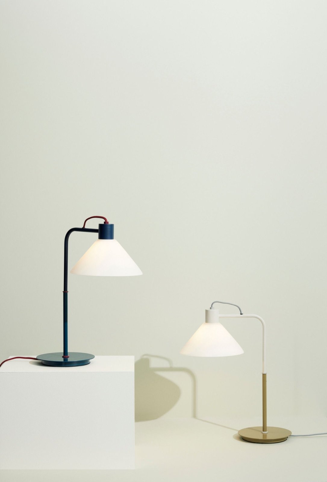 Hübsch Spot Bordslampa, Khaki - Azalea Home