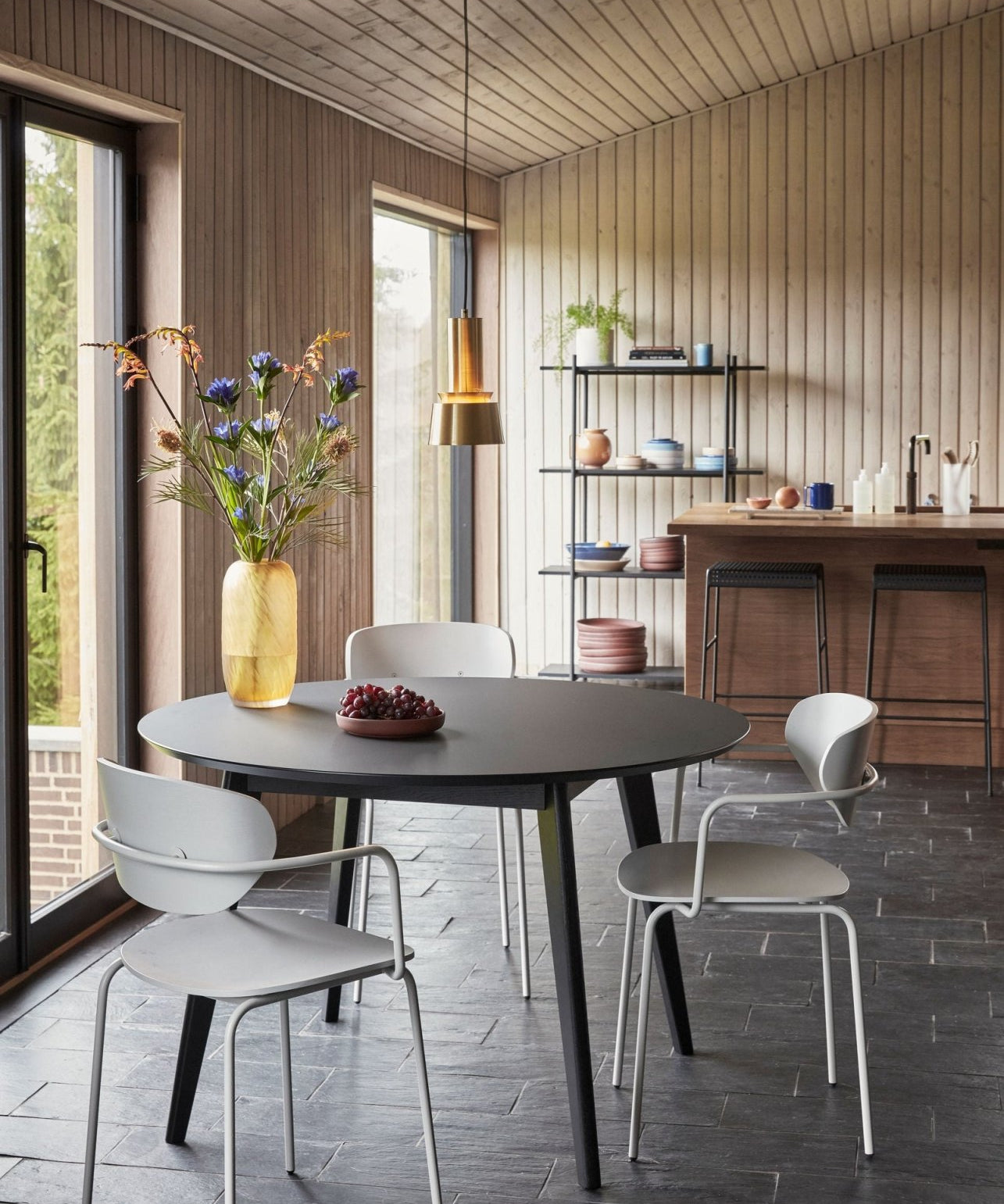 Hübsch Stay Matbord Svart, 120cm - Azalea Home