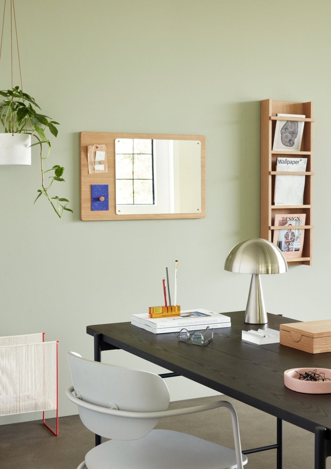 Hübsch String Tidningsställ, Röd / Vit - Azalea Home