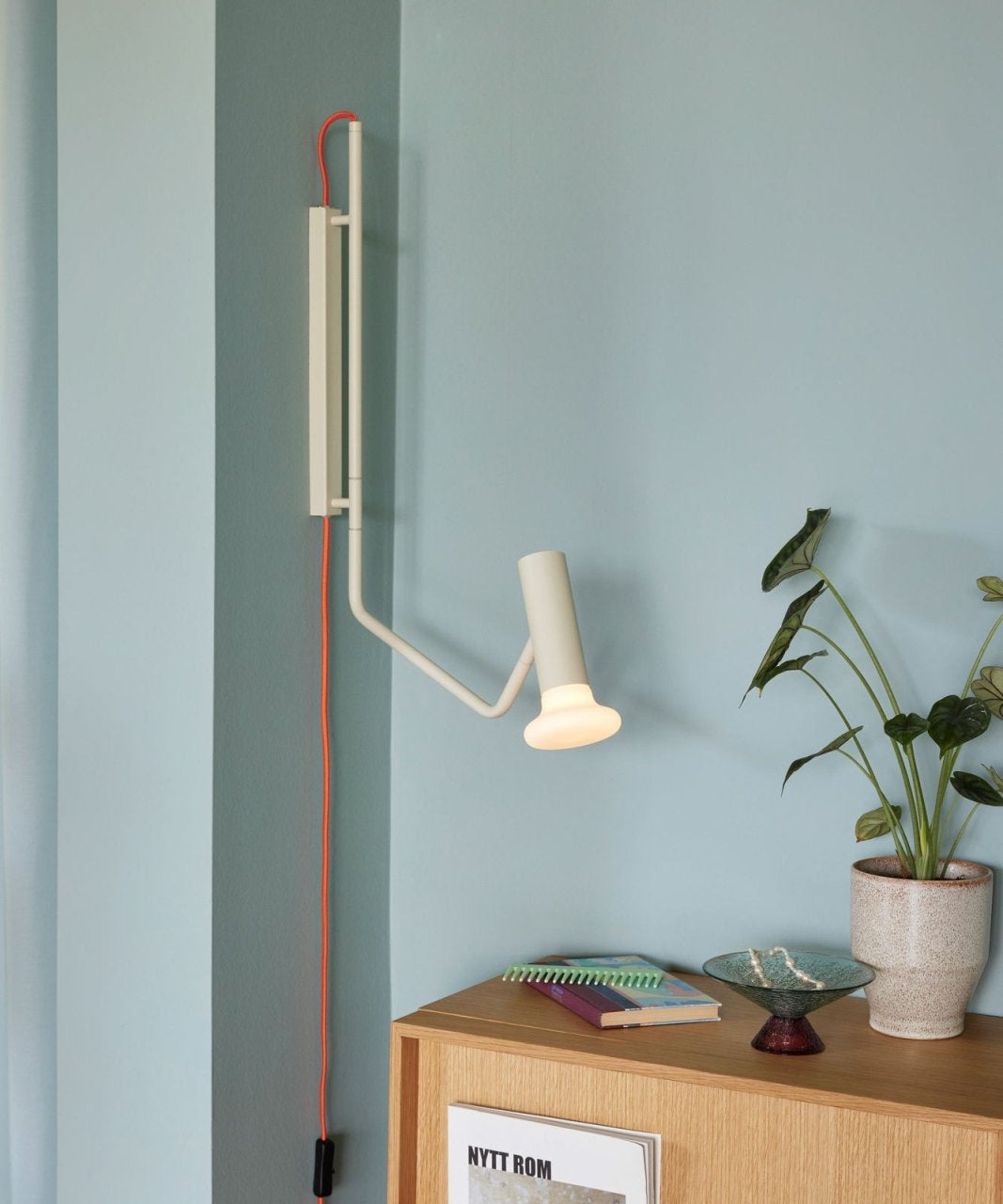Hübsch Wally Vägglampa, Sand - Azalea Home
