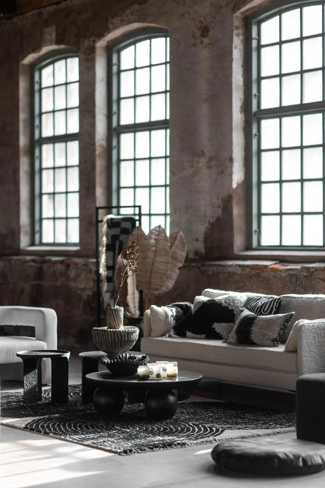 Jakobsdals Mira Soffbord, Svart - Azalea Home