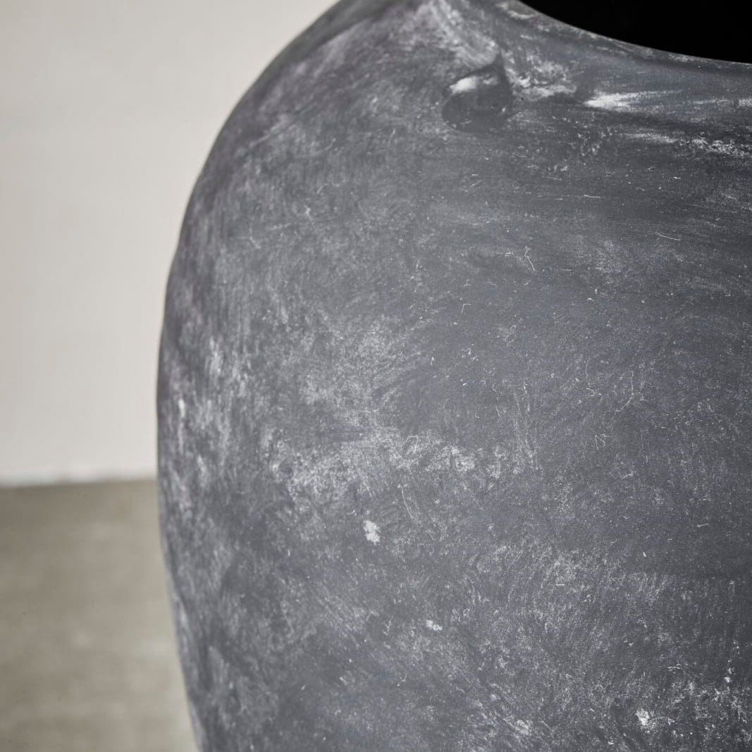 Lene Bjerre Catia vas H55, Antiksvart - Azalea Home