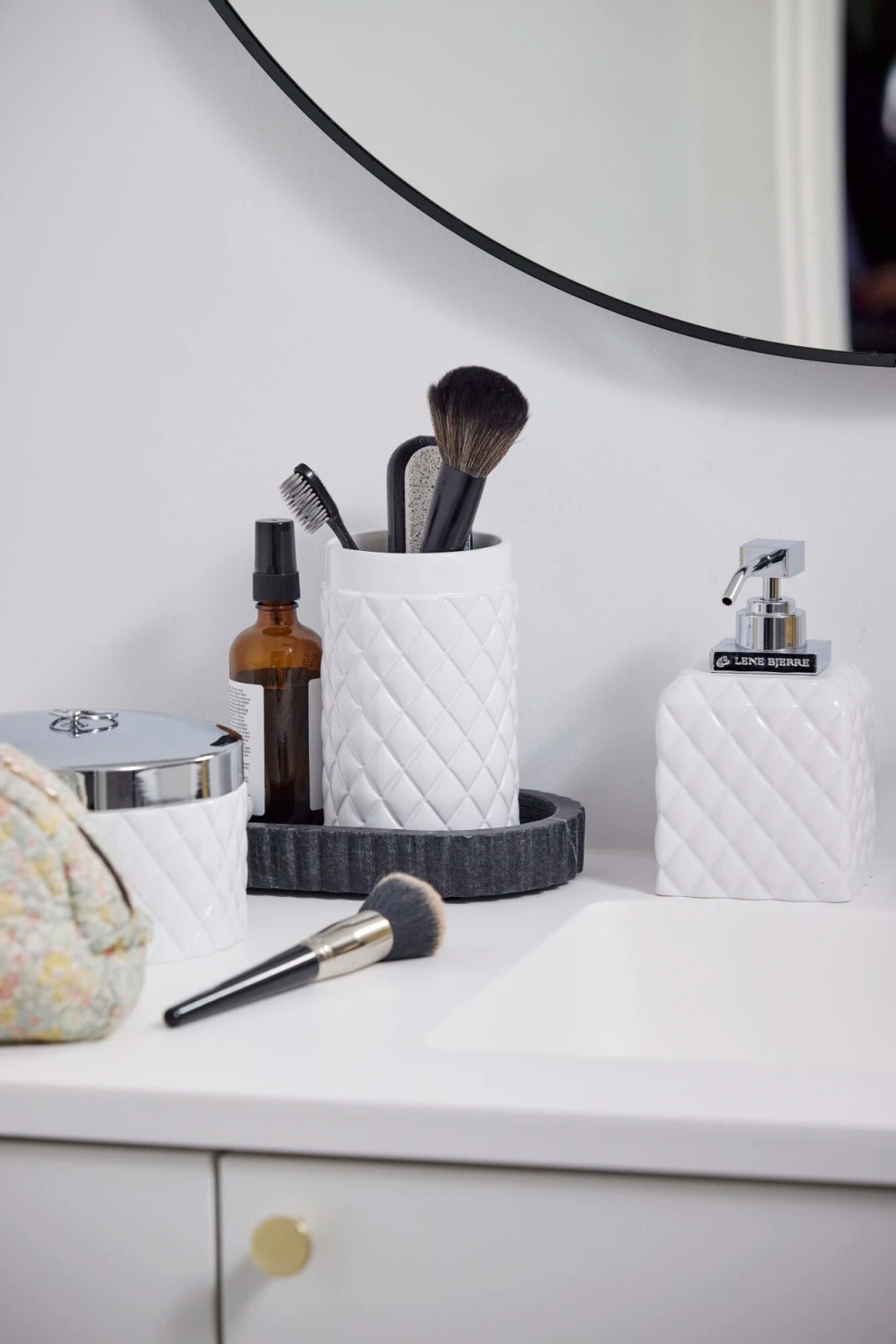 Lene Bjerre Eliana bricka marmor 25x12.5, Svart - Azalea Home