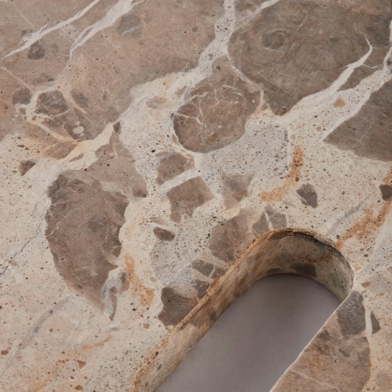 Lene Bjerre Ellia skärbräda marmor 45x30, Linen - Azalea Home