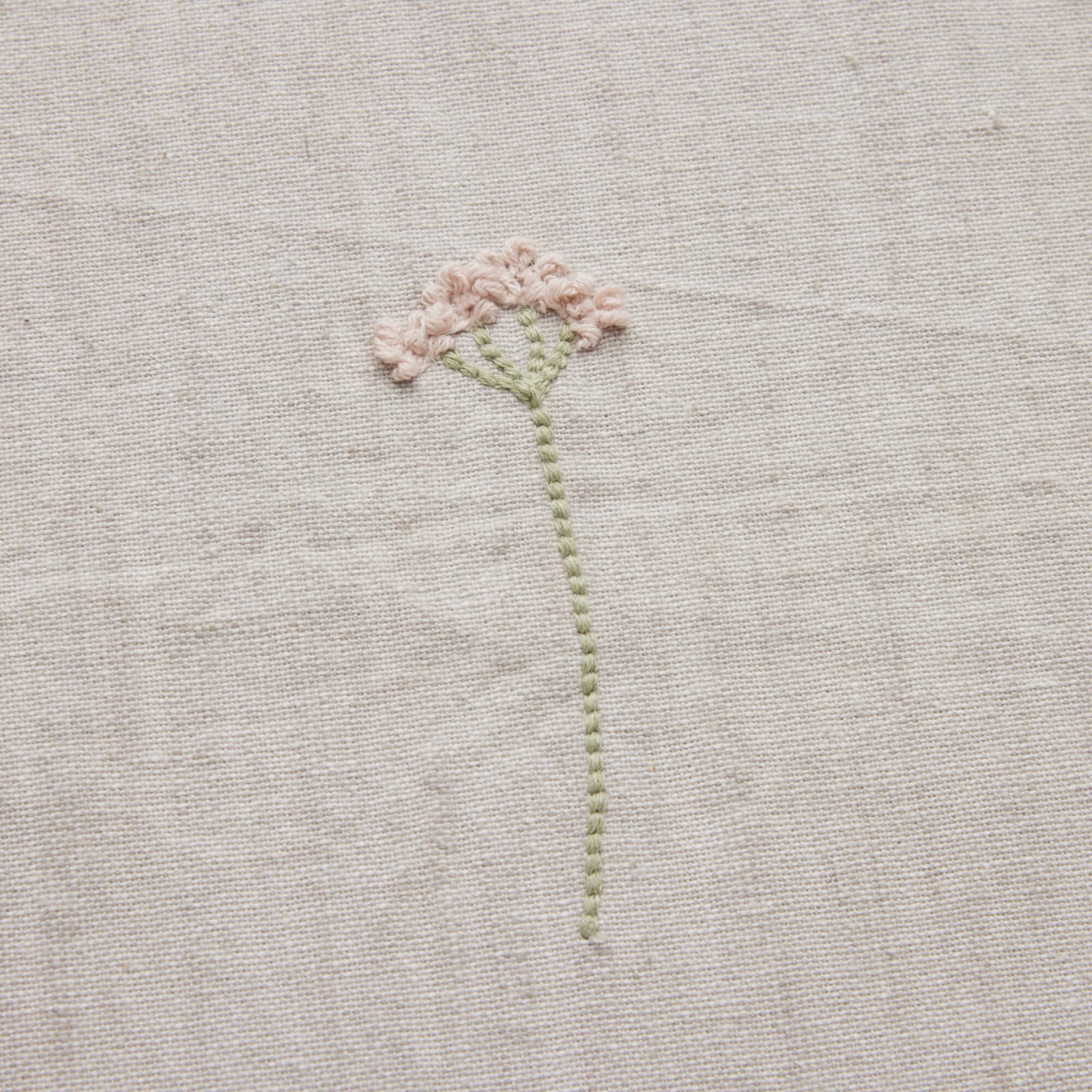 Lene Bjerre Felinne kudde 50x50 cm, Beige - Azalea Home