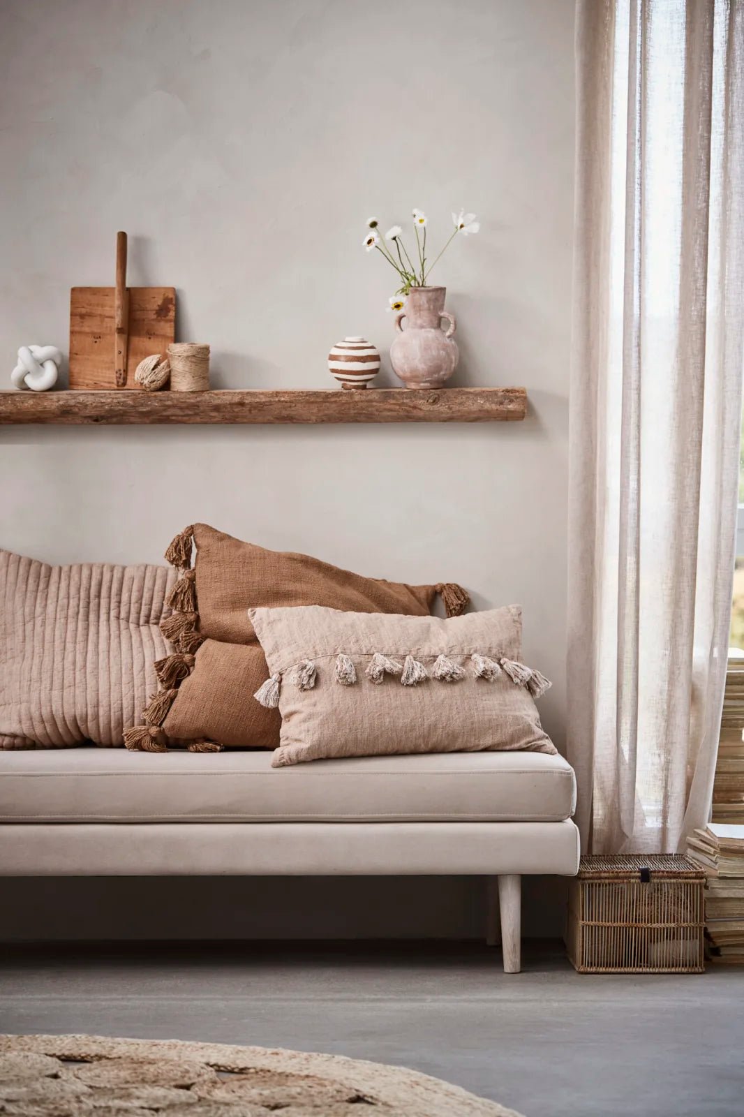 Lene Bjerre Feminia Kudde 60x60, Tigers Eye - Azalea Home