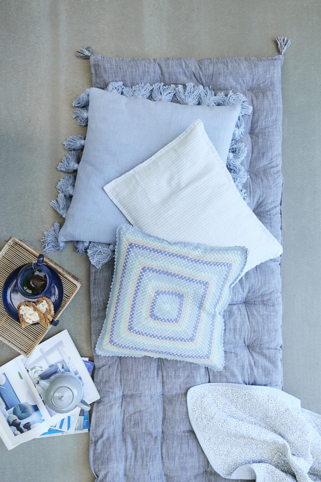 Lene Bjerre Feminia Prydnadskudde 60x60, Blå - Azalea Home