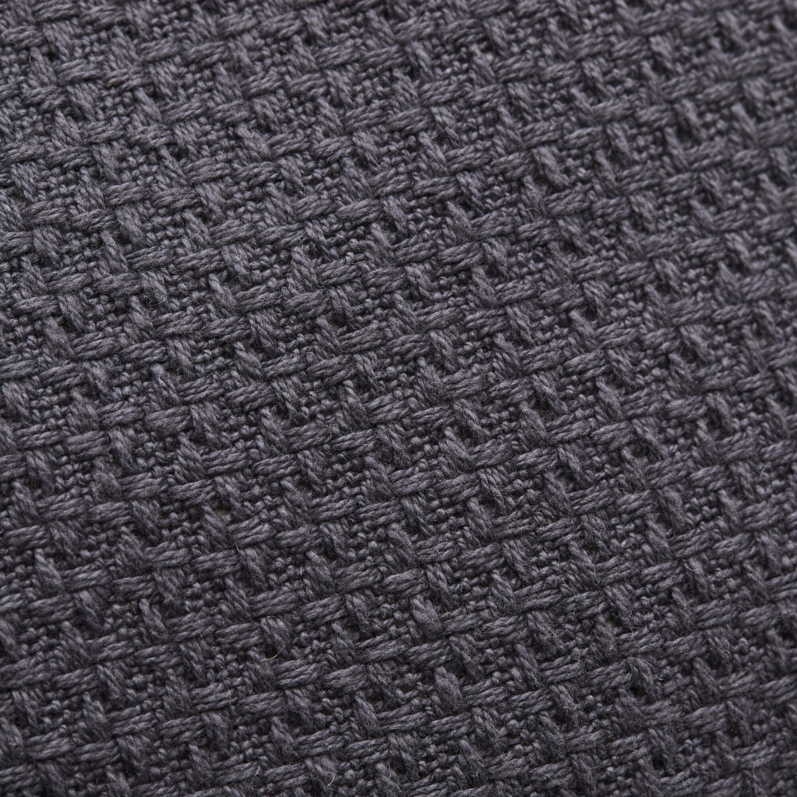 Lene Bjerre Fioelle Prydnadskudde 50x50, Mörkgrå - Azalea Home