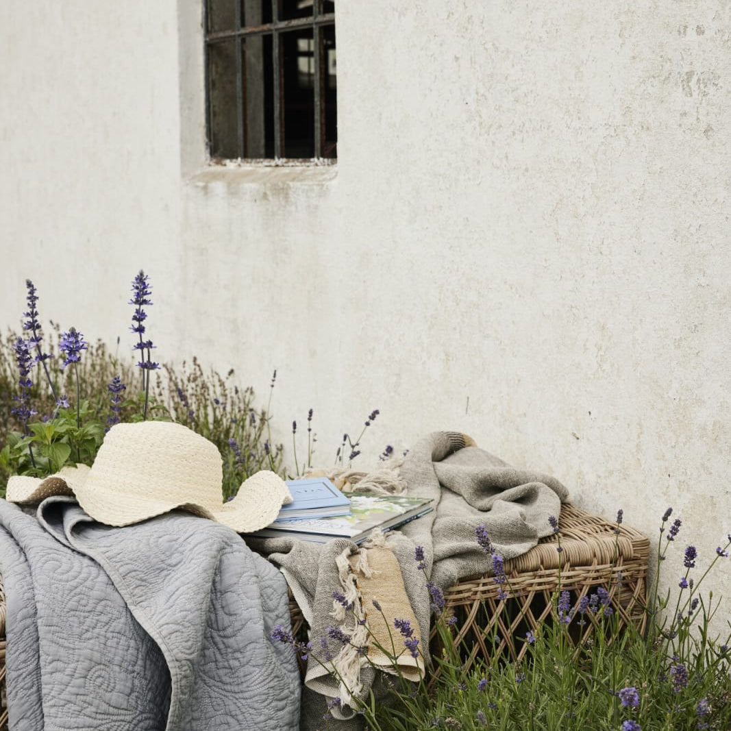 Lene Bjerre Isabelle pläd 170x130, Sage green - Azalea Home