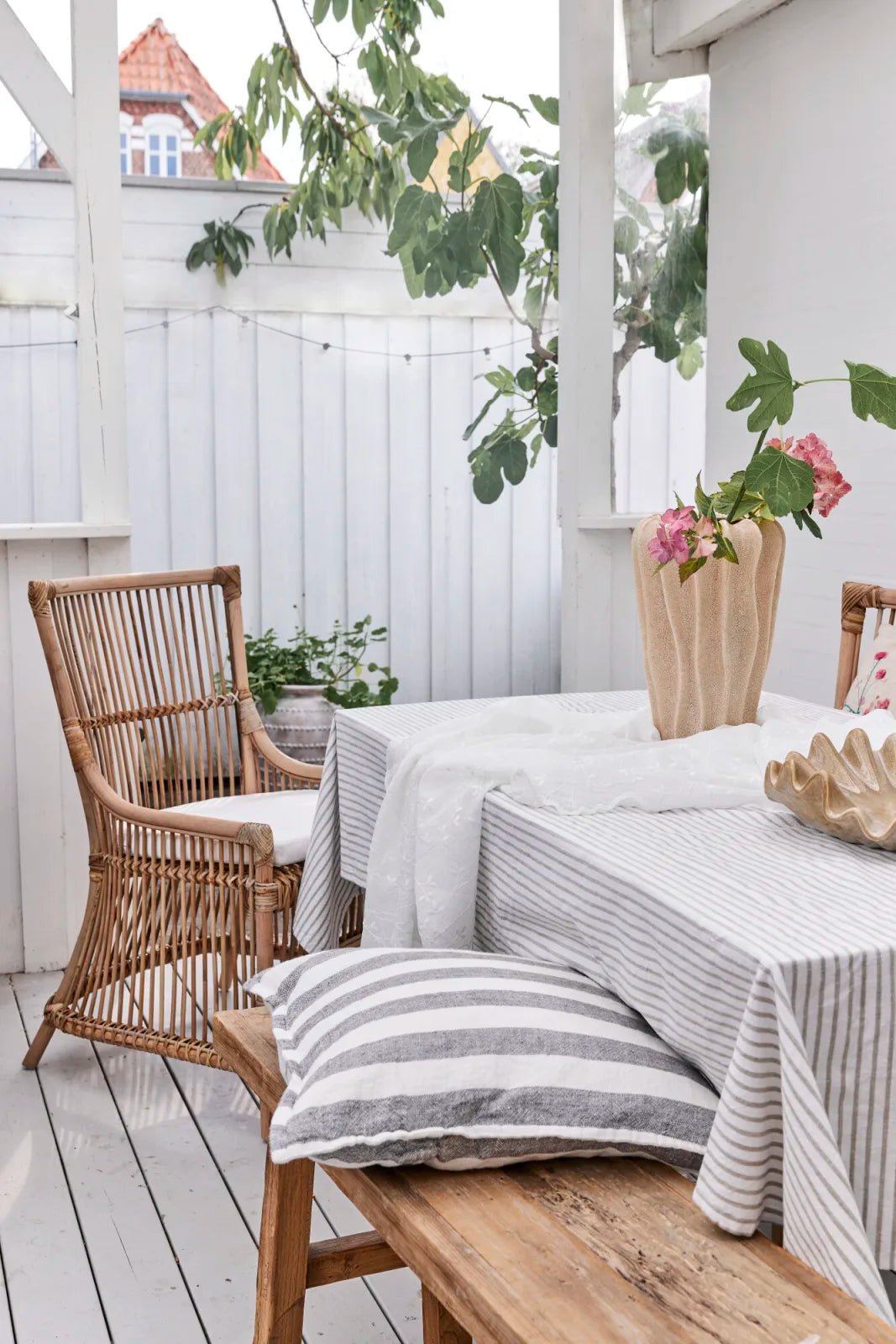 Lene Bjerre Olivia duk 220x140 cm, Off White / Linen - Azalea Home