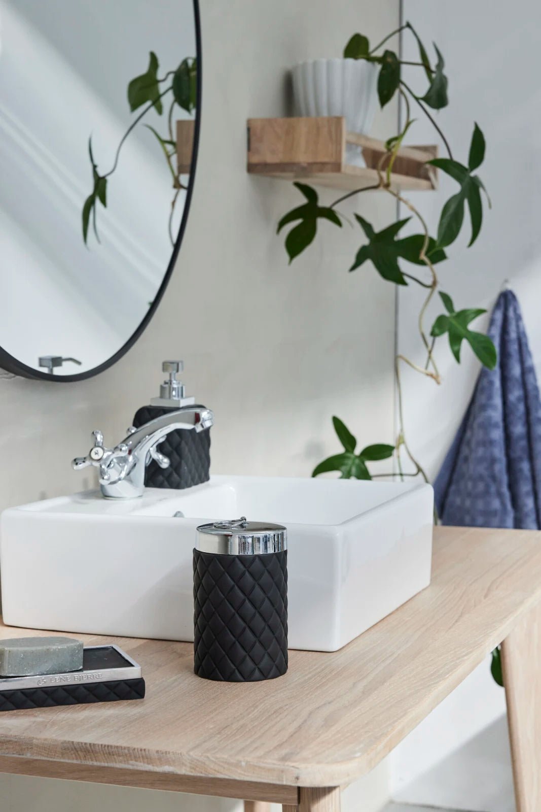 Lene Bjerre Portia Tvålpump H16, Svart / Silver - Azalea Home