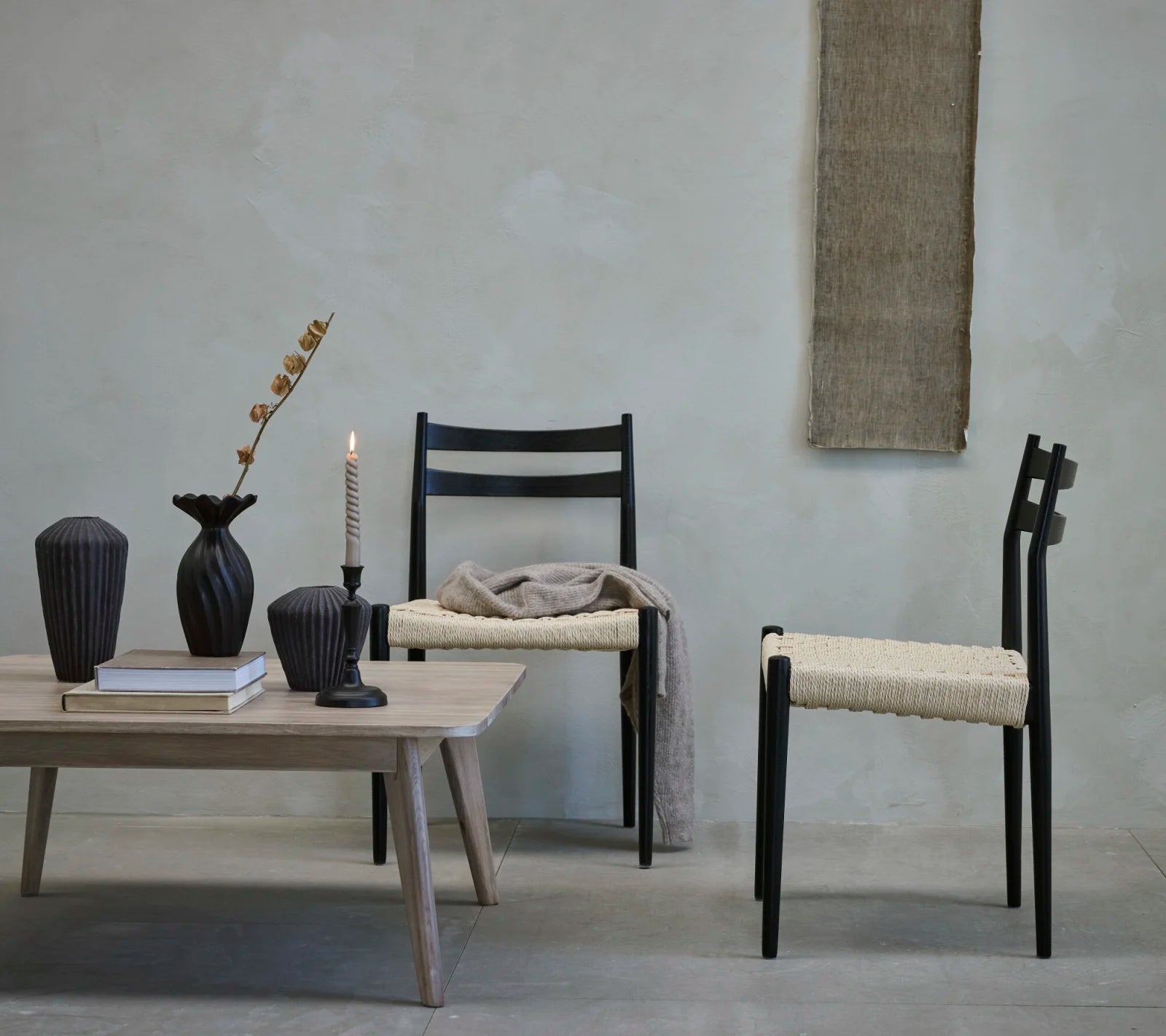 Lene Bjerre Susille vas H25, Svart - Azalea Home