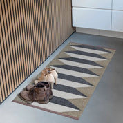 Mette Ditmer ACCORDION Allround Gångmatta 70x150, Sand - Azalea Home