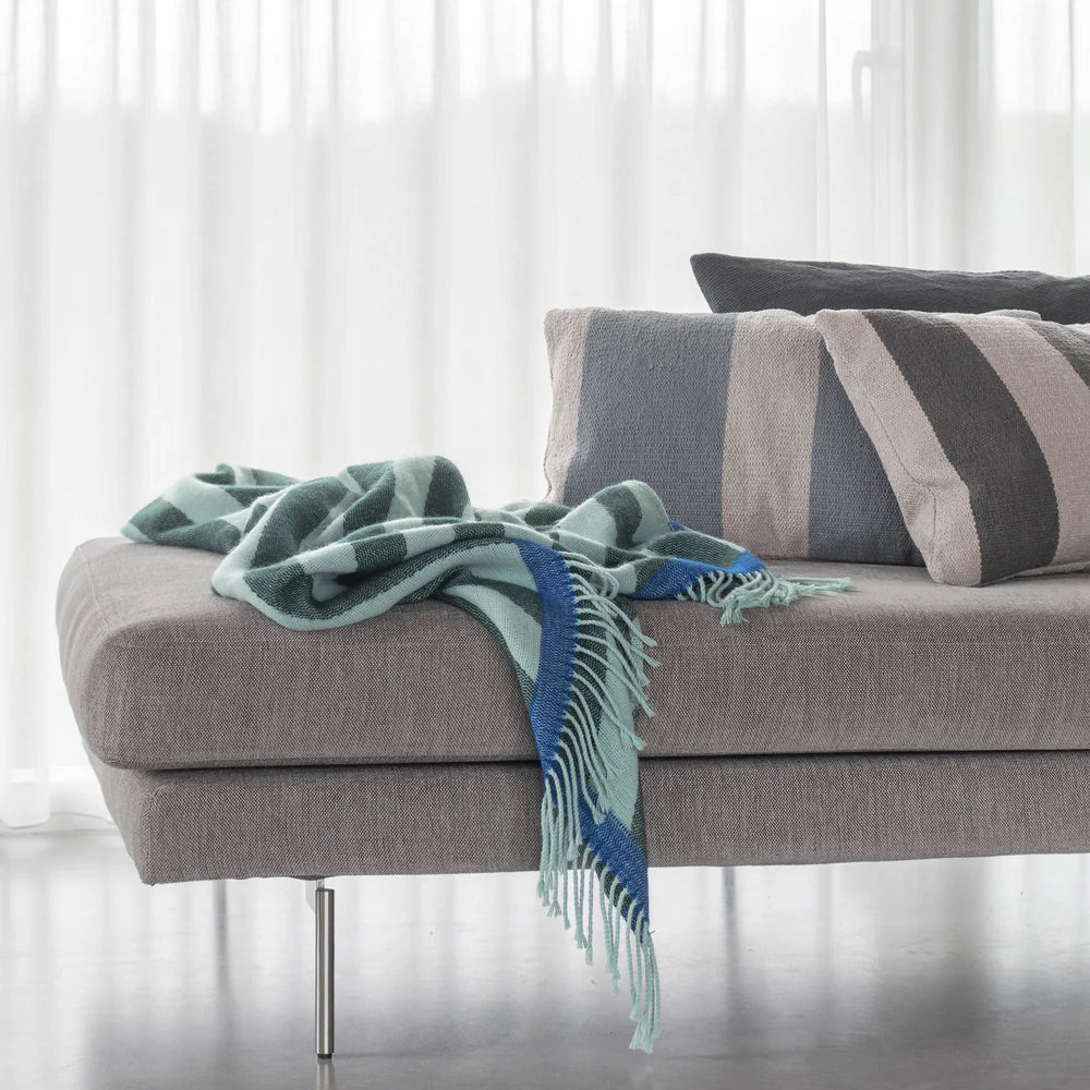 Mette Ditmer ACROSS Kuddfodral 40x60, Ljusgrå - Azalea Home