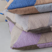 Mette Ditmer ACROSS Kuddfodral 50x50, Ljus lila - Azalea Home