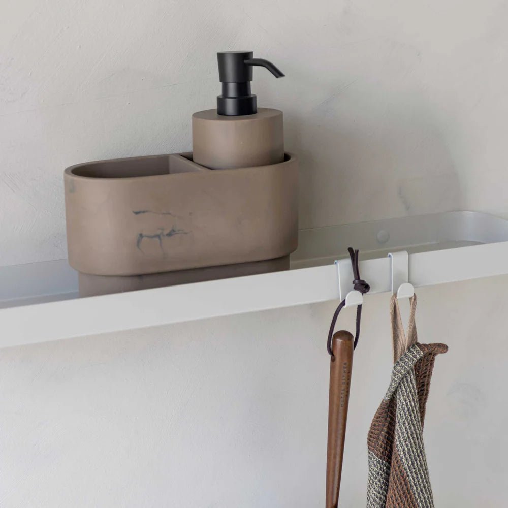 Mette Ditmer CARRY Gallery Hylla, Sand grey - Azalea Home