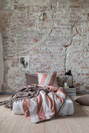Mette Ditmer DIAGONAL Bäddset, Ljusgrå / Sand - Azalea Home