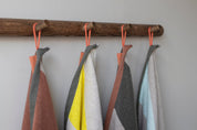Mette Ditmer DIAGONAL Badhandduk 70x133, Dark olive - Azalea Home