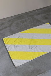 Mette Ditmer DIAGONAL Badrumsmatta 50x80, Gul - Azalea Home