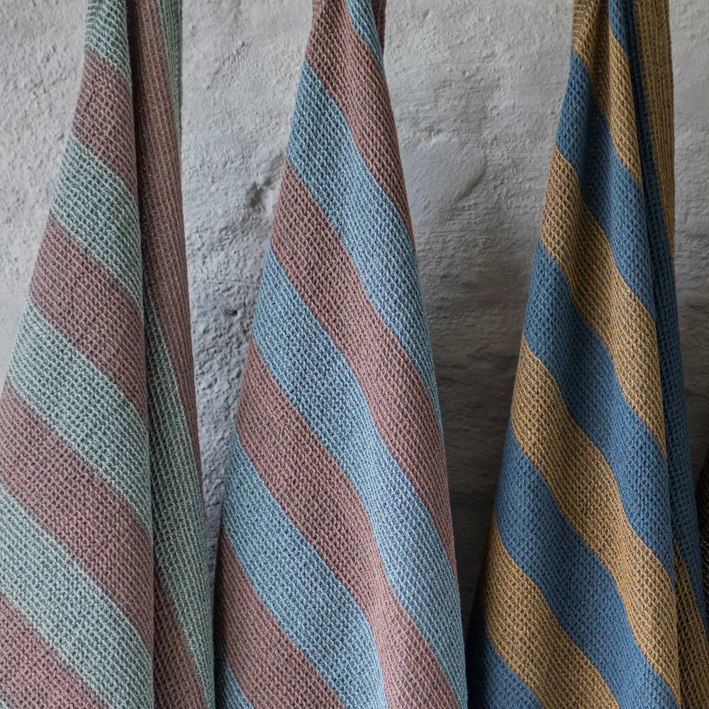 Mette Ditmer ELVIRA Kökshandduk 50x70, Slate blue - Azalea Home