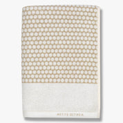 Mette Ditmer GRID Handduk 50x100, Sand / Off - white - Azalea Home