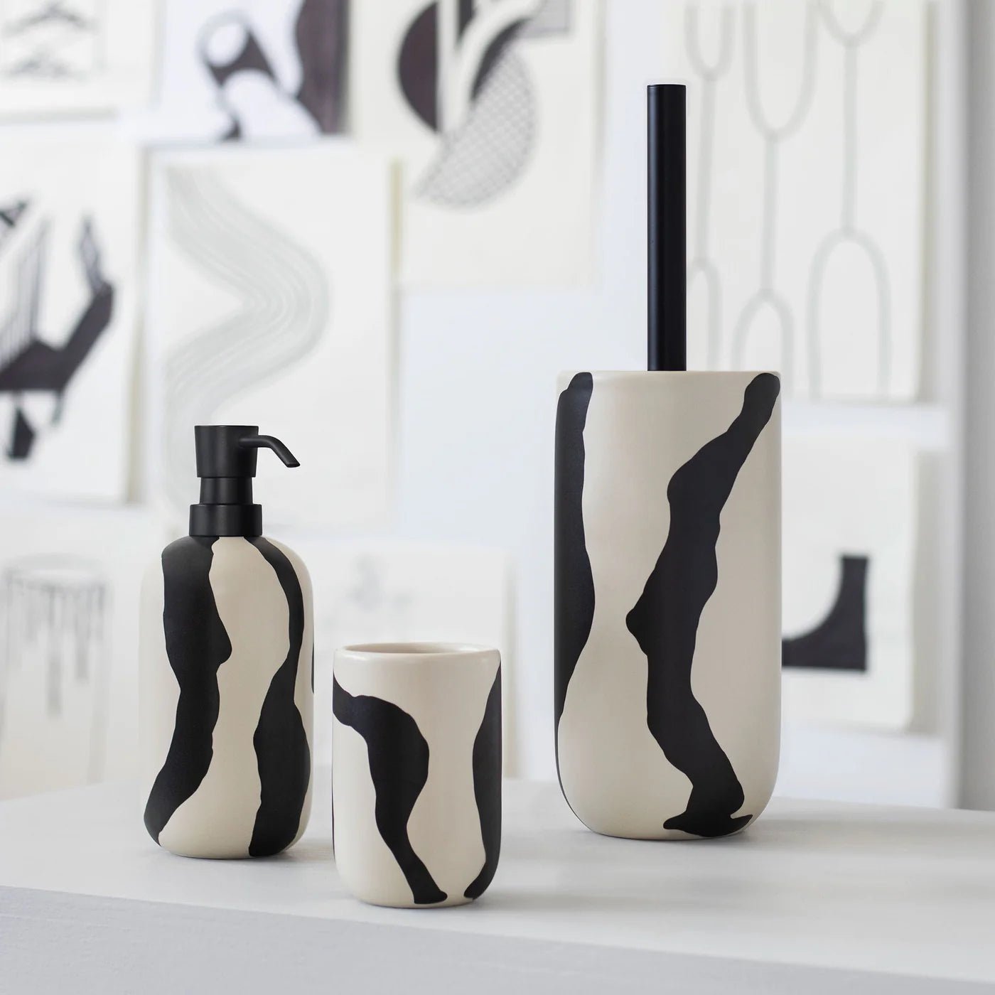 Mette Ditmer ICON Toalettborsthållare, Off - white - Azalea Home
