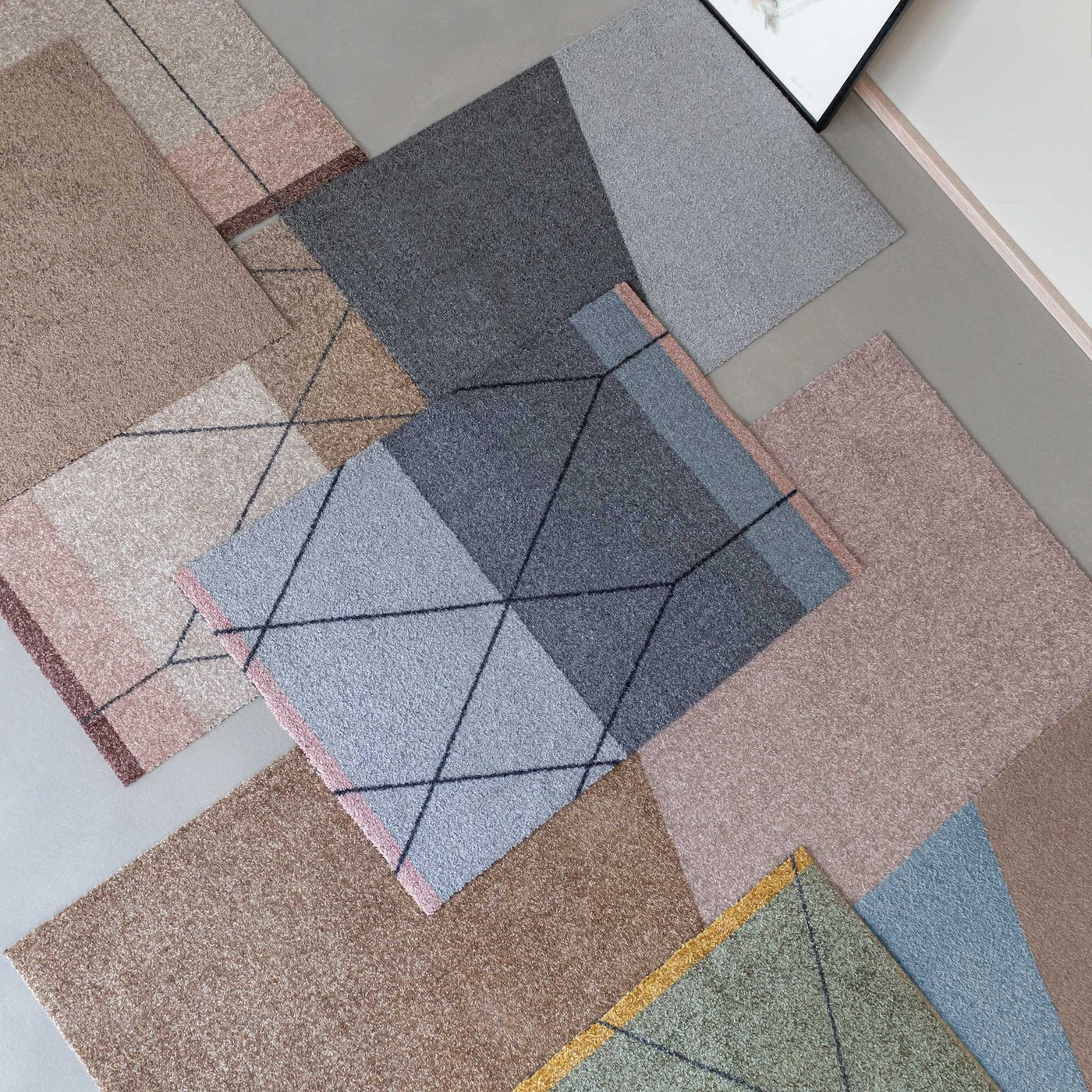 Mette Ditmer LINEA Allround Matta 55x80, Mörkgrå - Azalea Home