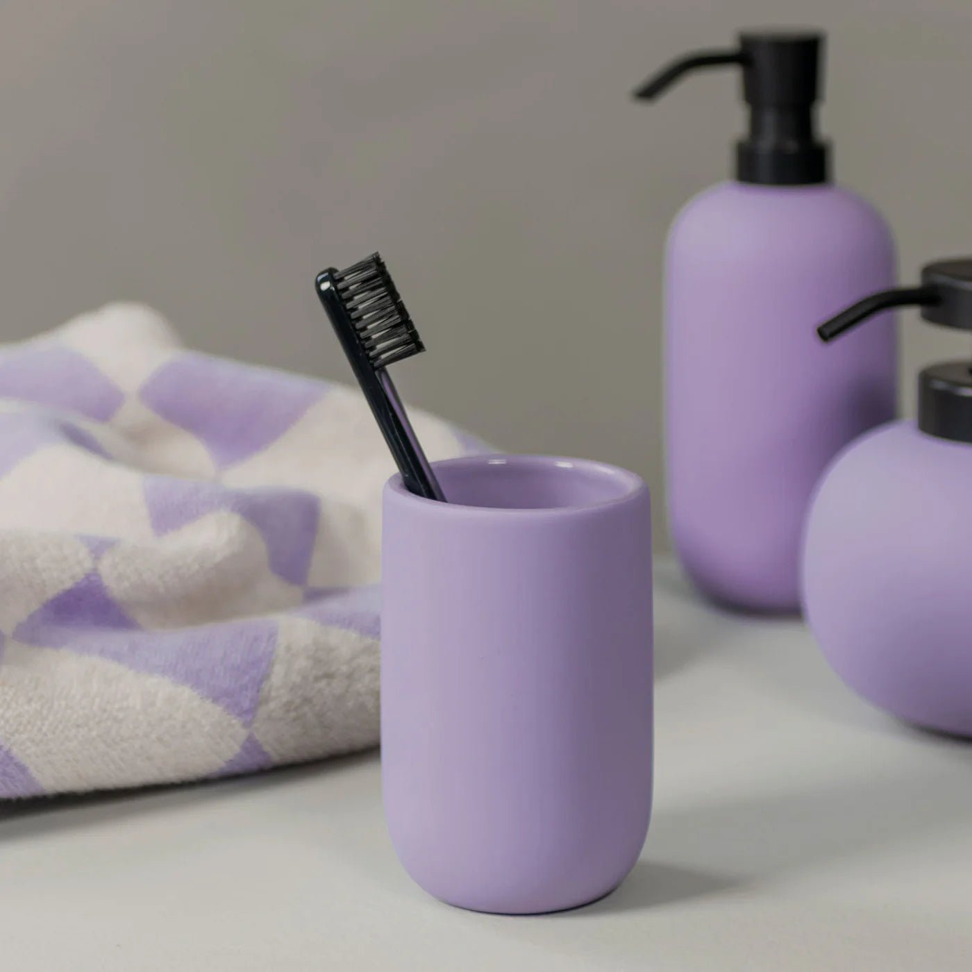 Mette Ditmer LOTUS Tandborstmugg, Ljus lila - Azalea Home