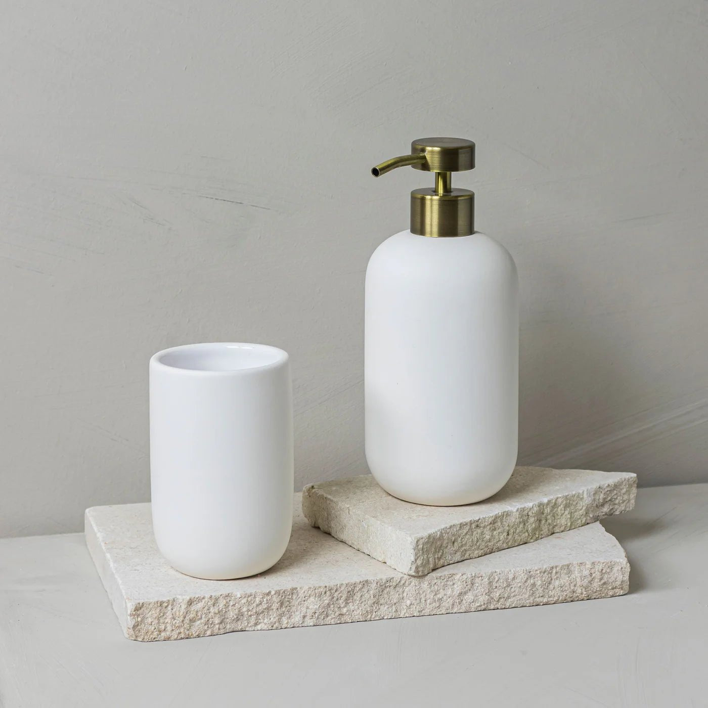 Mette Ditmer LOTUS Tandborstmugg, Vit - Azalea Home