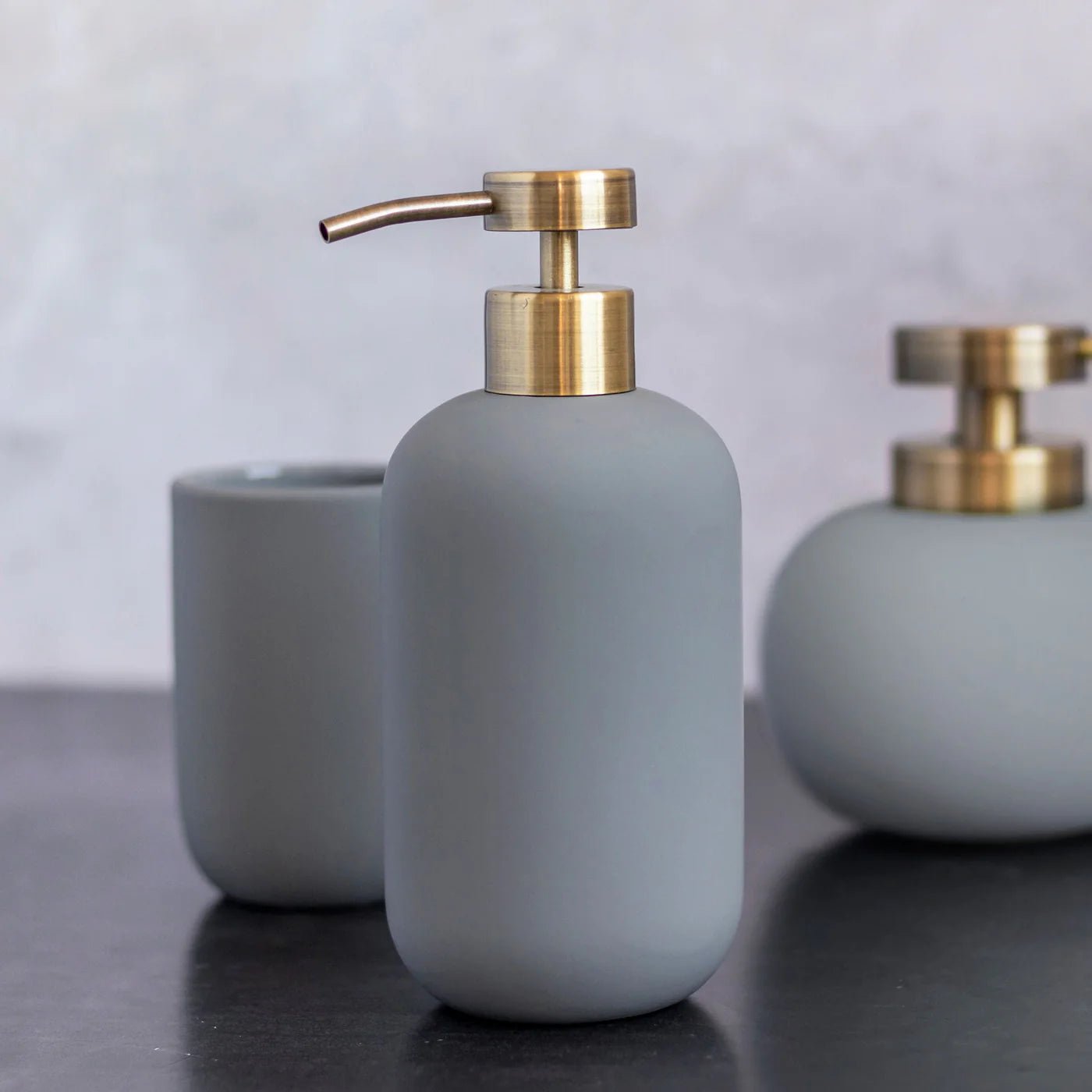 Mette Ditmer LOTUS Tvålpump, Frost grön - Azalea Home