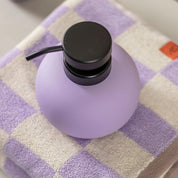 Mette Ditmer LOTUS Tvålpump, Ljus lila - Azalea Home