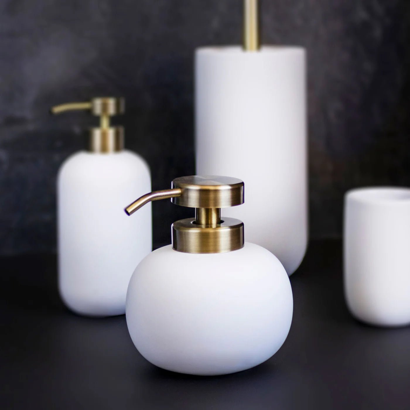 Mette Ditmer LOTUS Tvålpump, Vit - Azalea Home