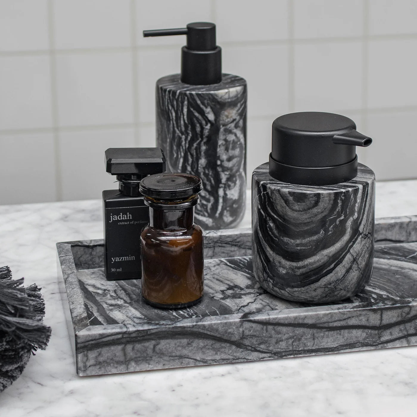 Mette Ditmer MARBLE Tvålpump, Svart/grå - Azalea Home
