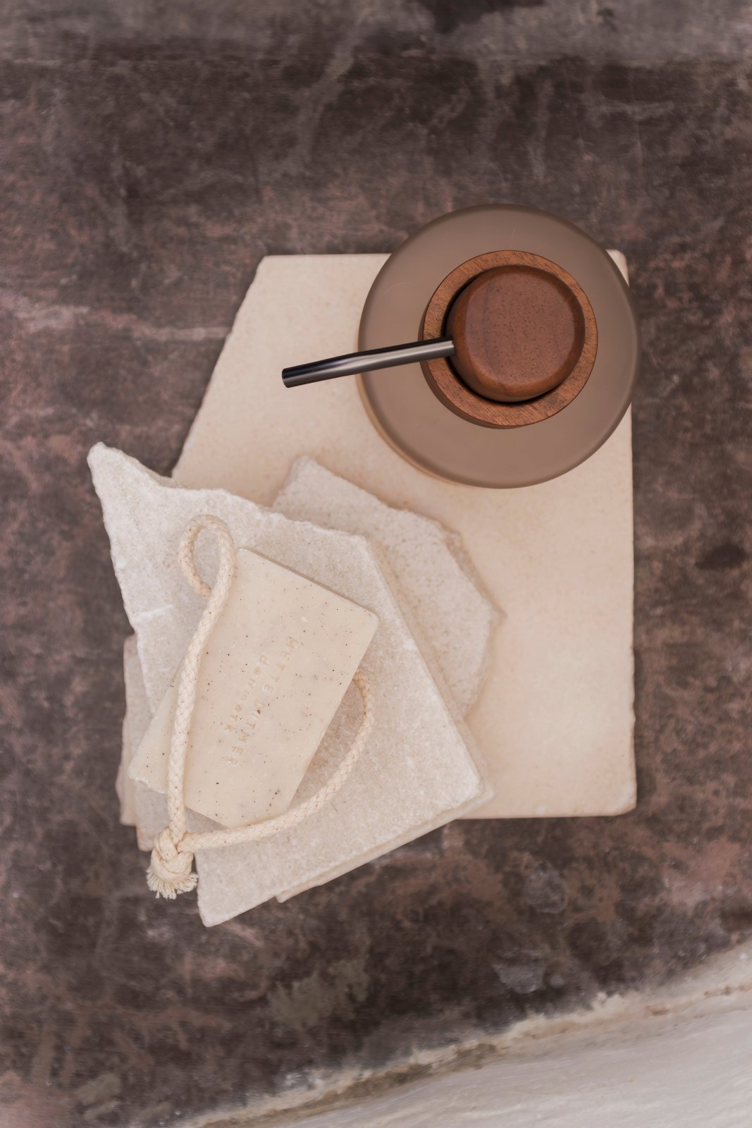 Mette Ditmer MODEST Tvålpump, Kit - Azalea Home