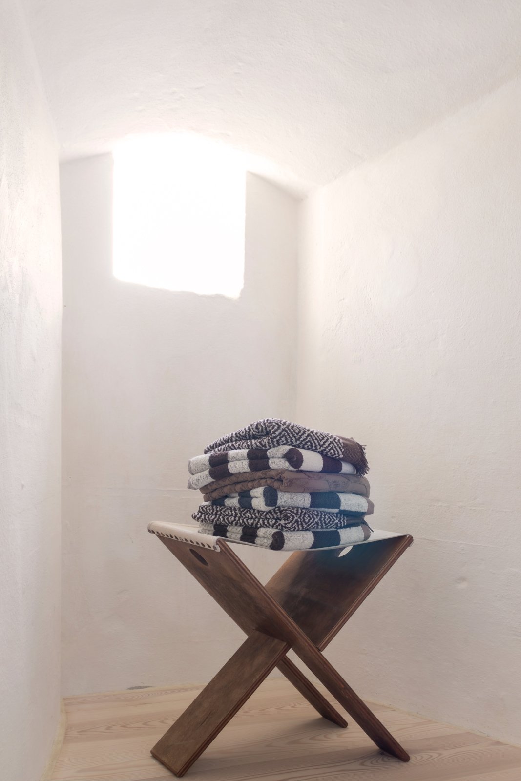 Mette Ditmer MOROCCO Badhandduk 70x135, Chocolate / Off - white - Azalea Home