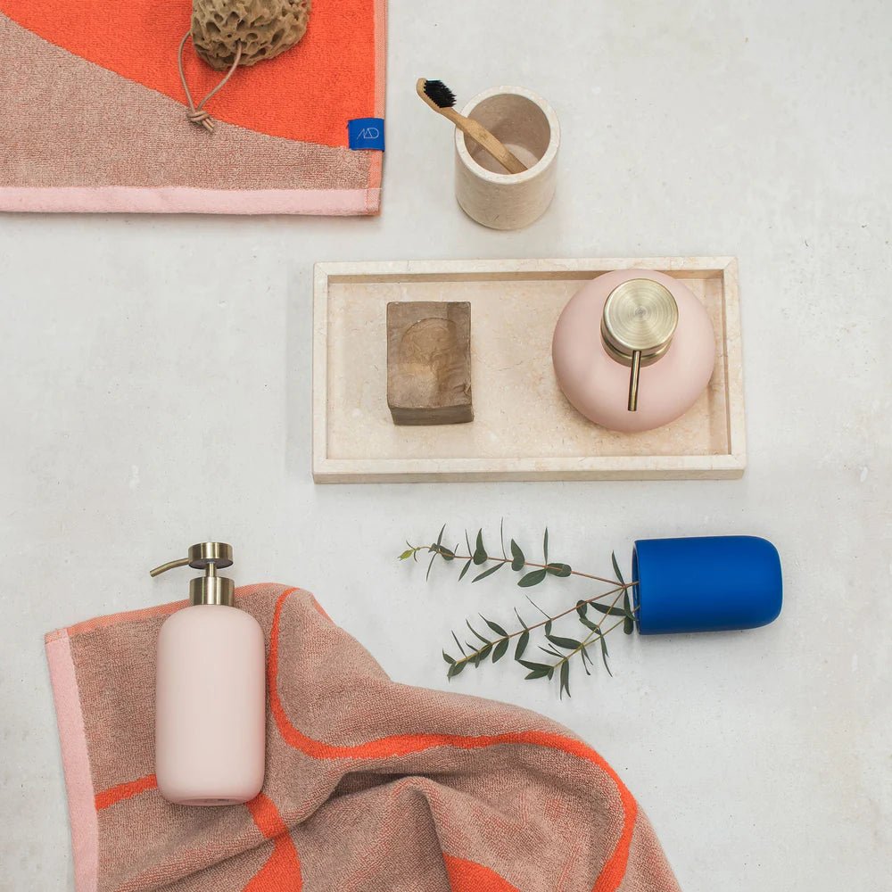 Mette Ditmer NOVA ARTE Badhandduk 70x133, Latte / Orange - Azalea Home